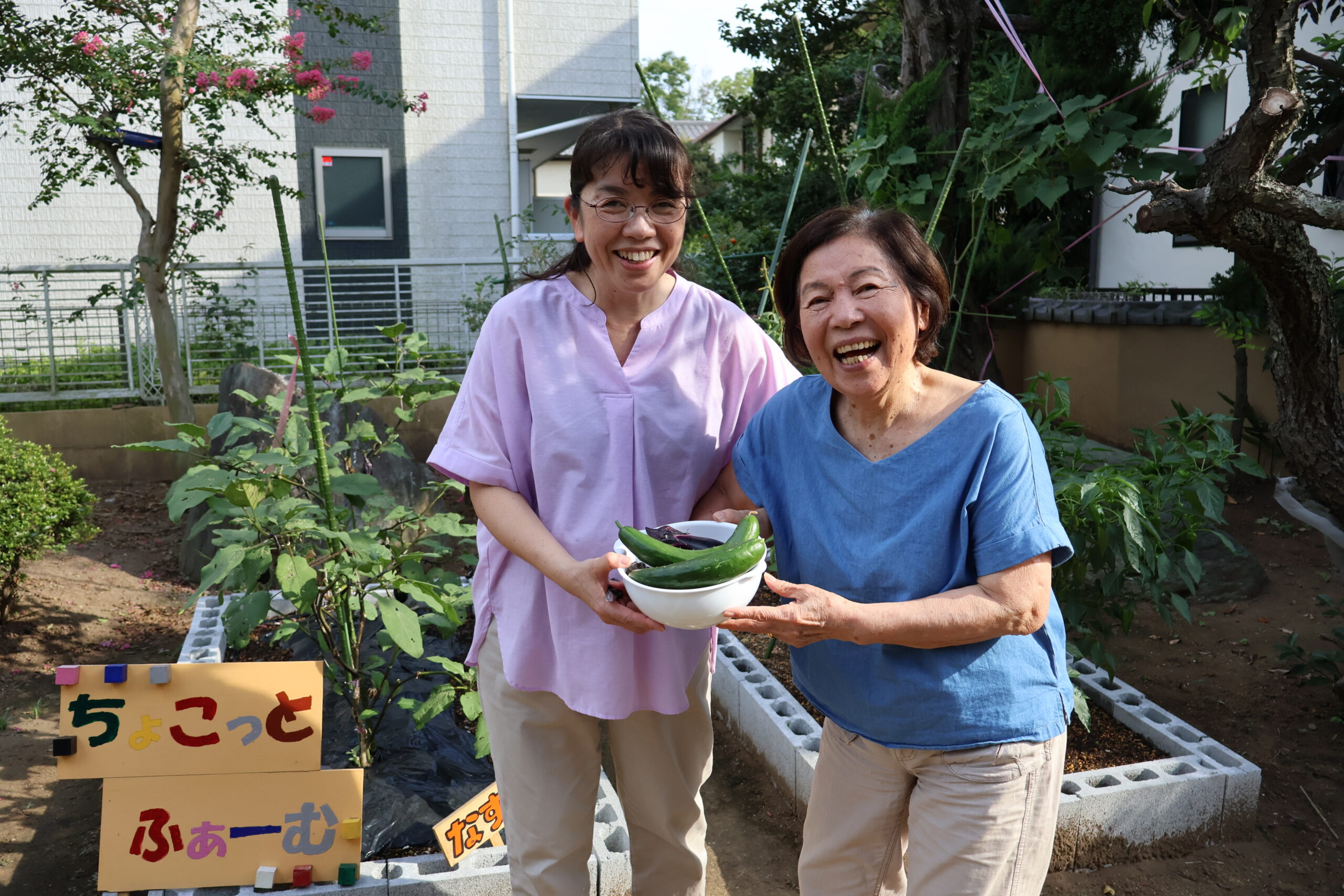 施設の中に閉じこもらないデイサービスとは？「社会参加」が利用者を元気にし、スタッフの視野を広げる理由